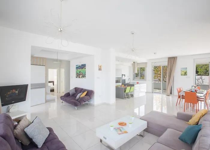 Villa Gardenia Protaras