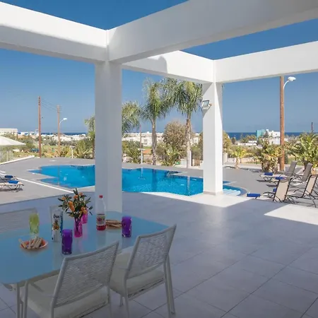 Villa Gardenia Protaras